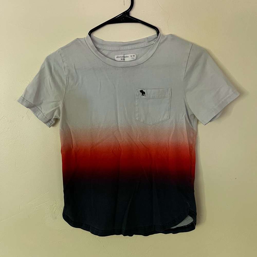 Boys Abercrombie and Fitch T-shirt size 9/10